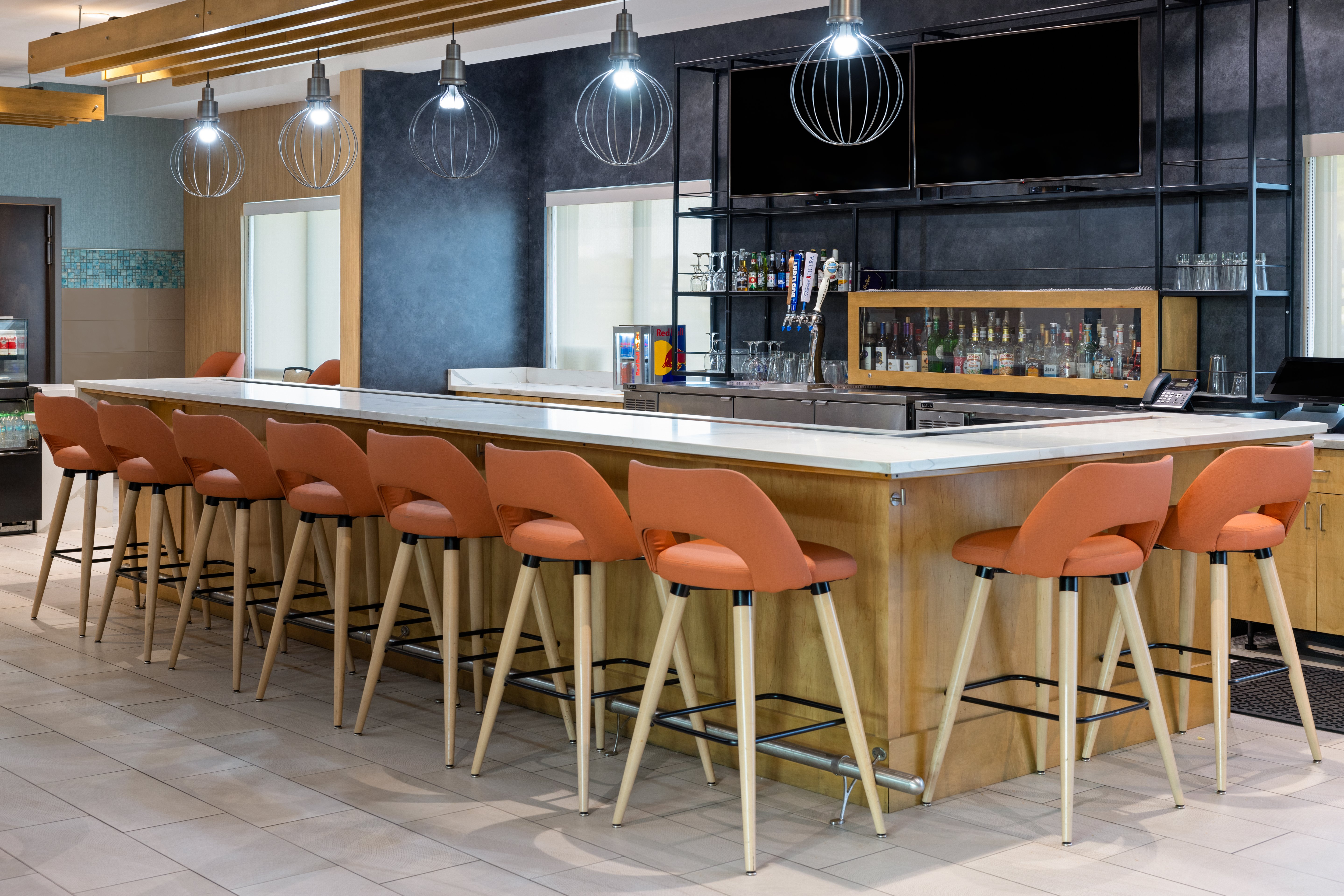 Holiday Inn Suites Savannah Airport Pooler 52/74