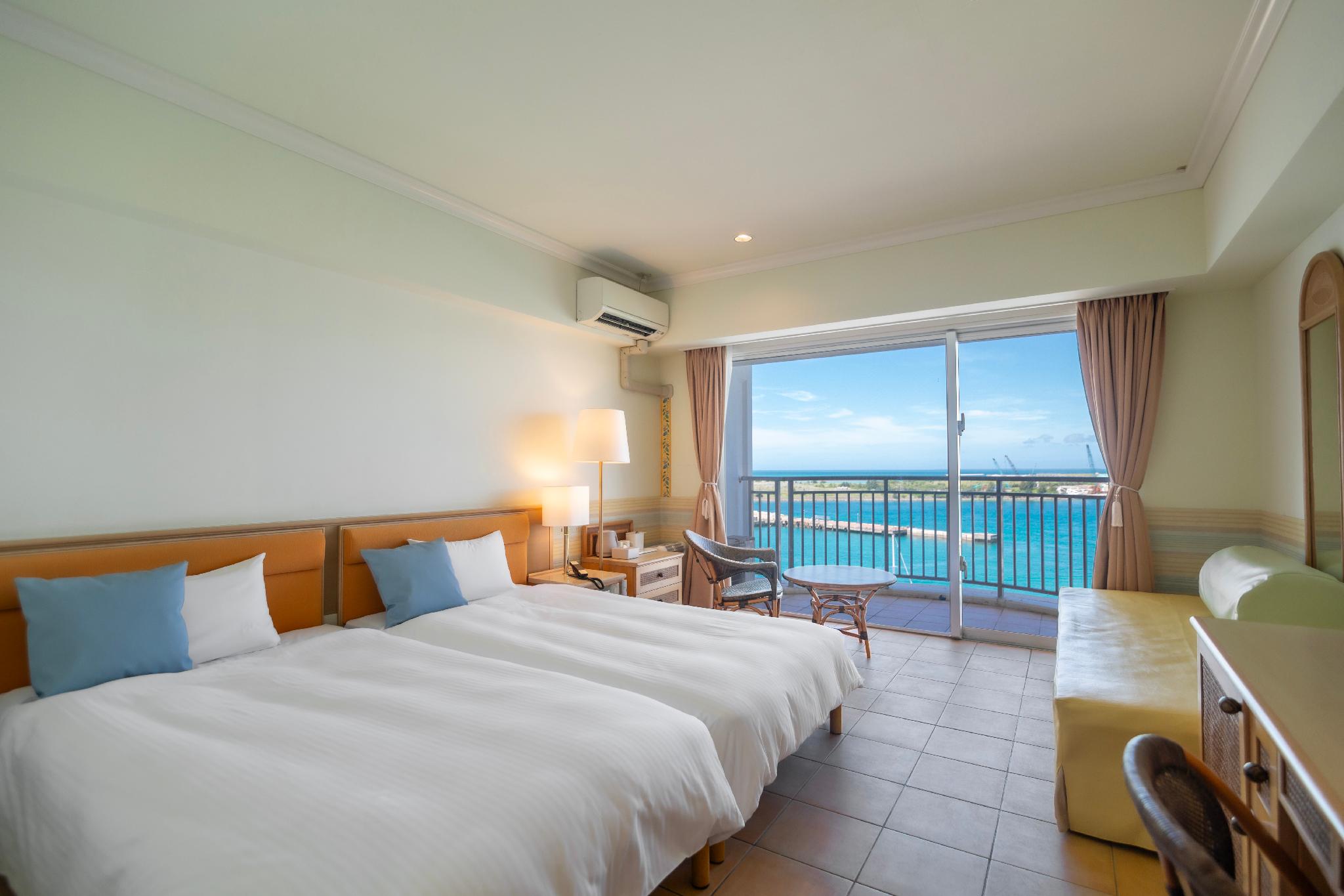Hollywood, Twin Beds, Side Ocean View, Terrace