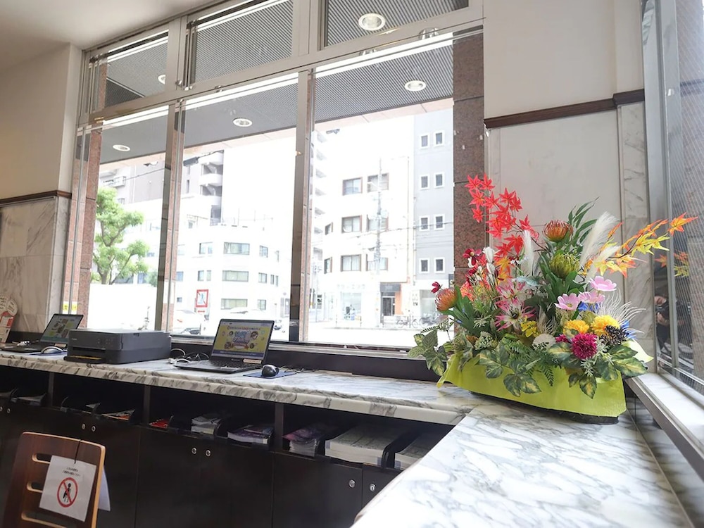 TOYOKO INN OSAKA TSURUHASHI EKIMAE 6/54