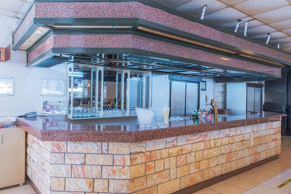 Pineta Club Hotel 8/50