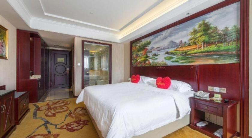 Vienna Hotel (Shanghai Changxing Island) 27/50