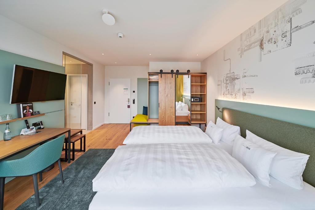 Standard, Double Bed