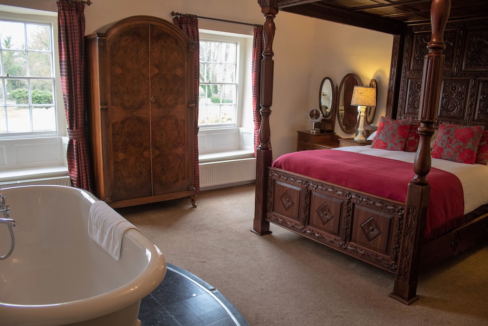 Rollestone Manor 16/47