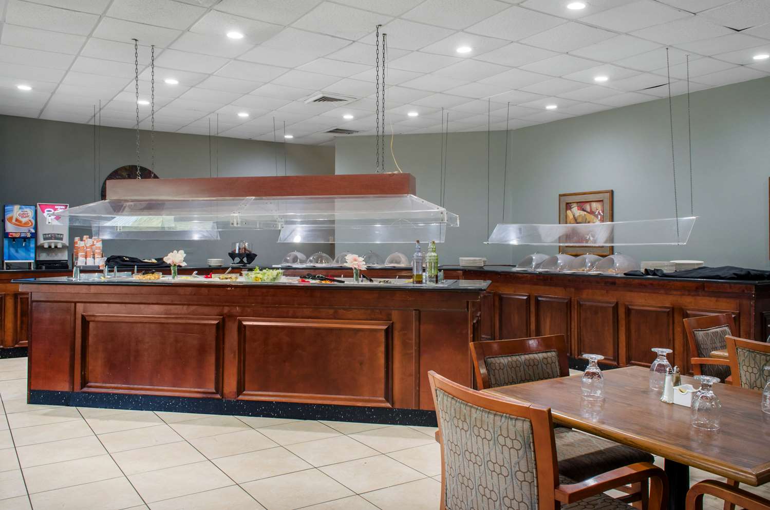 restaurant cafeteria