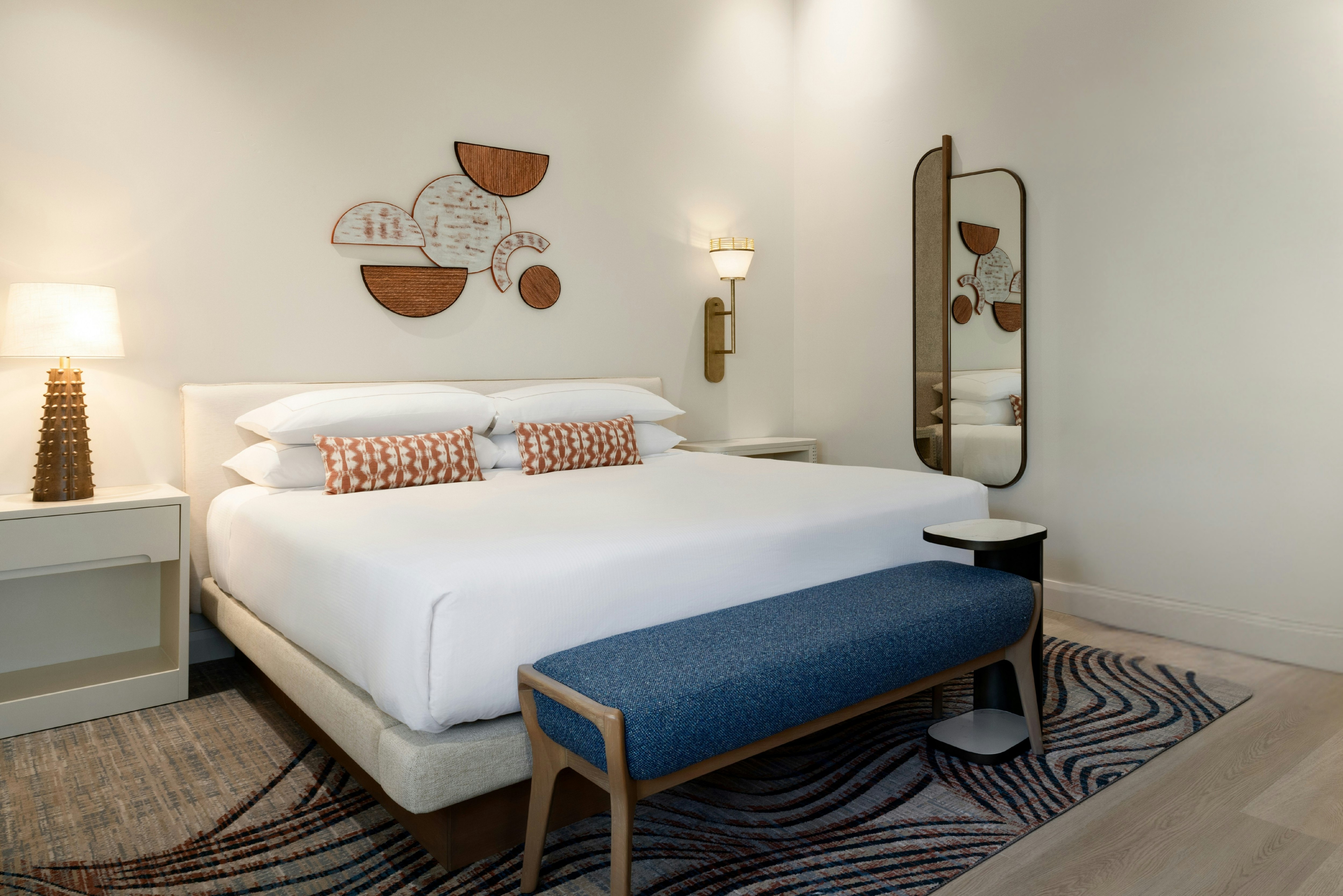 PREMIUM, KING BED