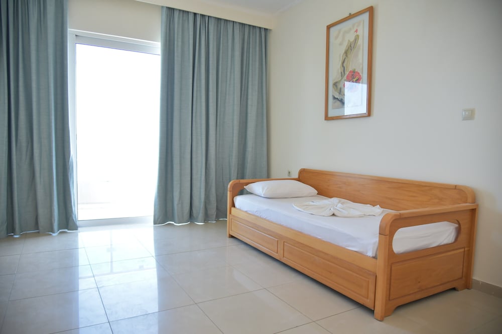 Bristol Sea View Apartments 14/69