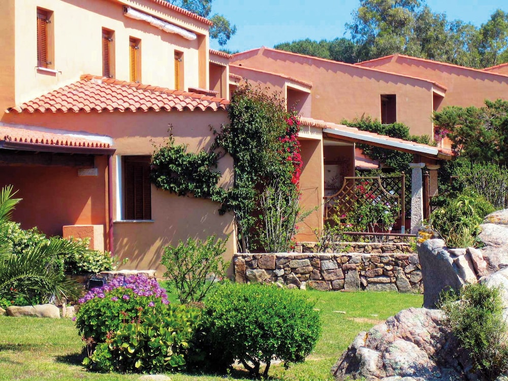 RESIDENCE PORTO CODA CAVALLO 写真3