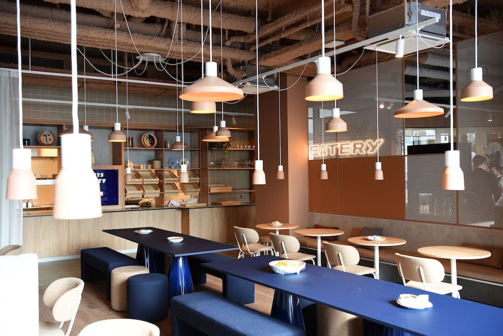 Ibis Budget Gent Centrum Dampoort 48/63