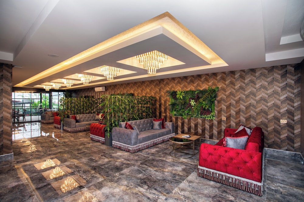 Marina Green Suite Hotel 10/41