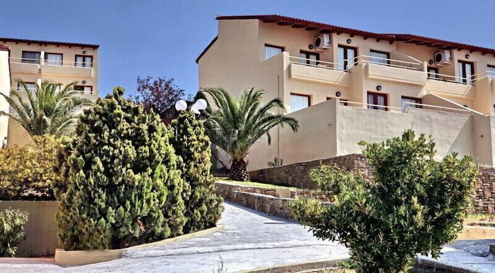 Lemnos Village Resort Hotel 4/71