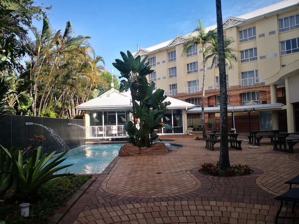 The Riverside Hotel 41/50