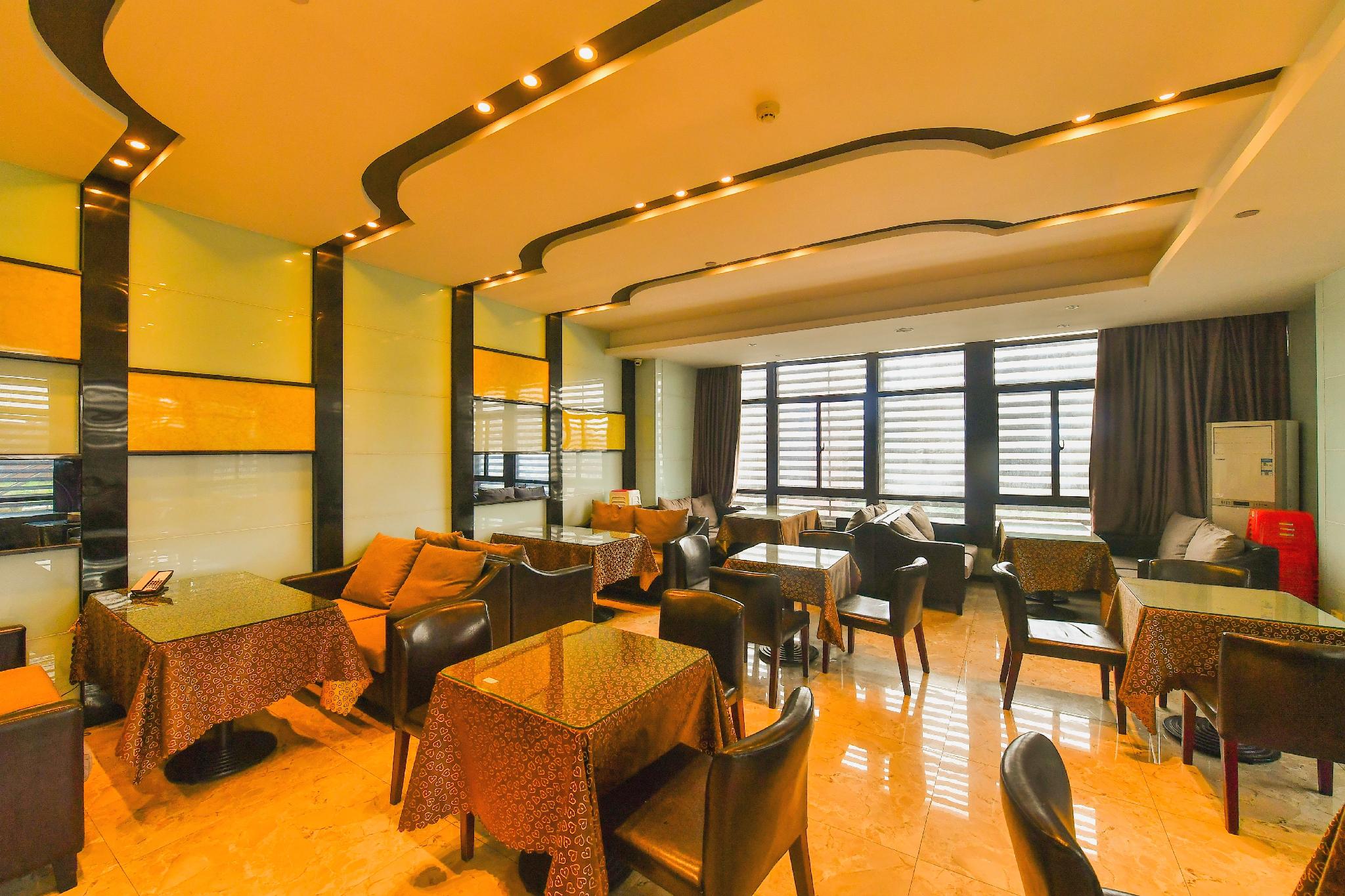 Lavande Hotel (Wuhan University of Technology) 70/77