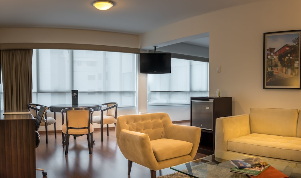 HOTEL JOSE ANTONIO 23/50