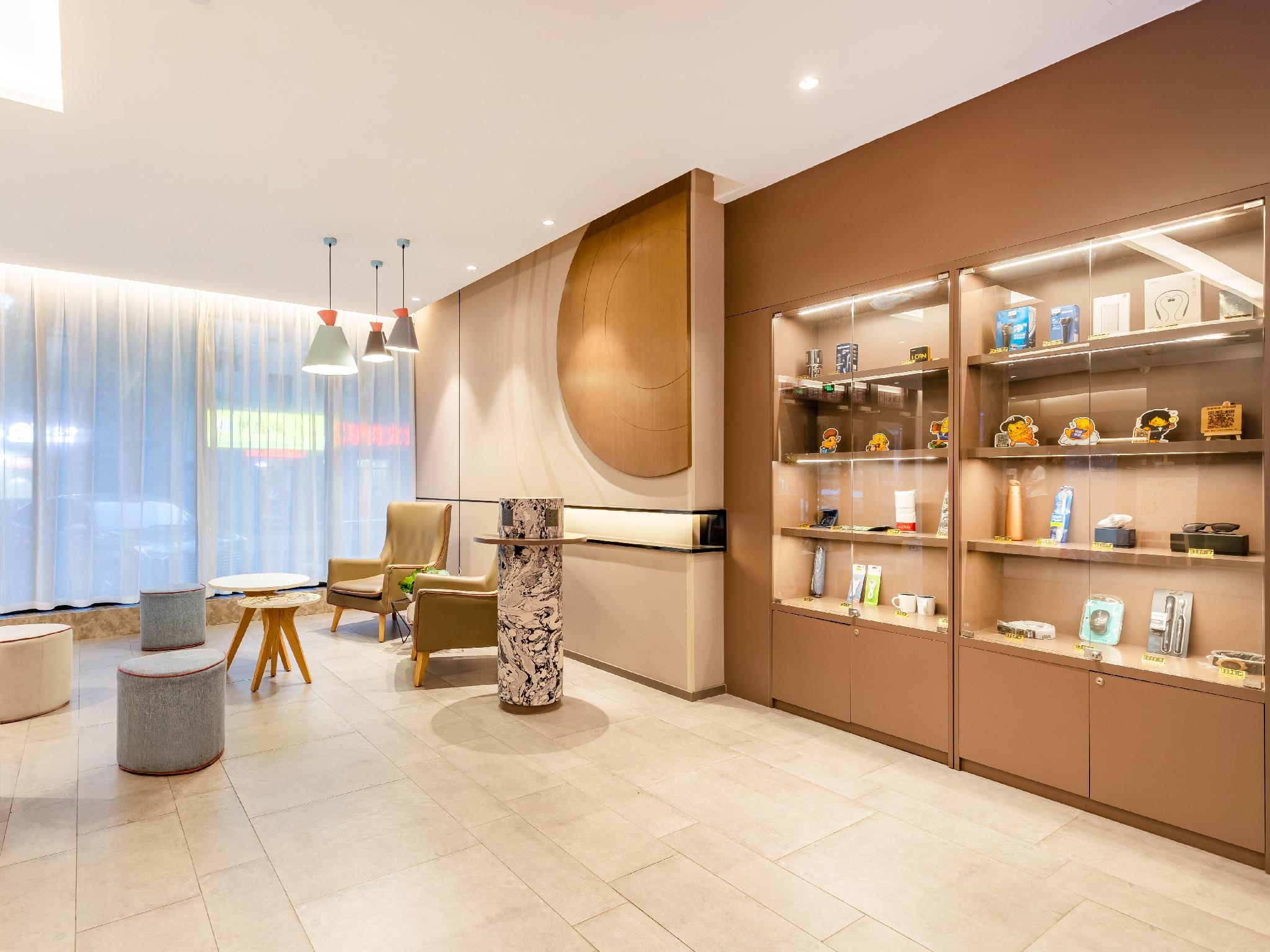 Home Inn Neo (Tianjin Railway Station Binjiang Road Pedestrian Street) 18/26