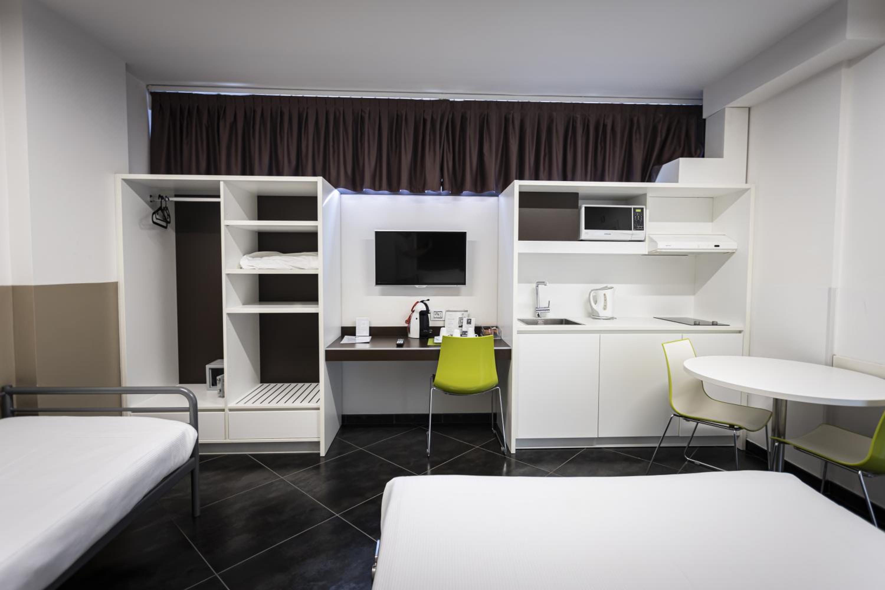 غرفة ثلاثية، 57reshotel Orio 3/10