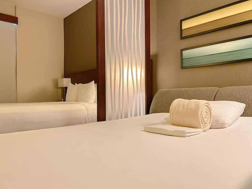 Standard Room King Bed