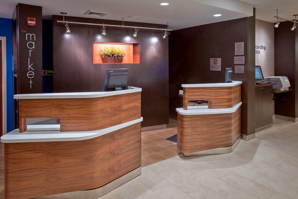 Courtyard By Marriott Winston-Salem Hanes Mall 7/66