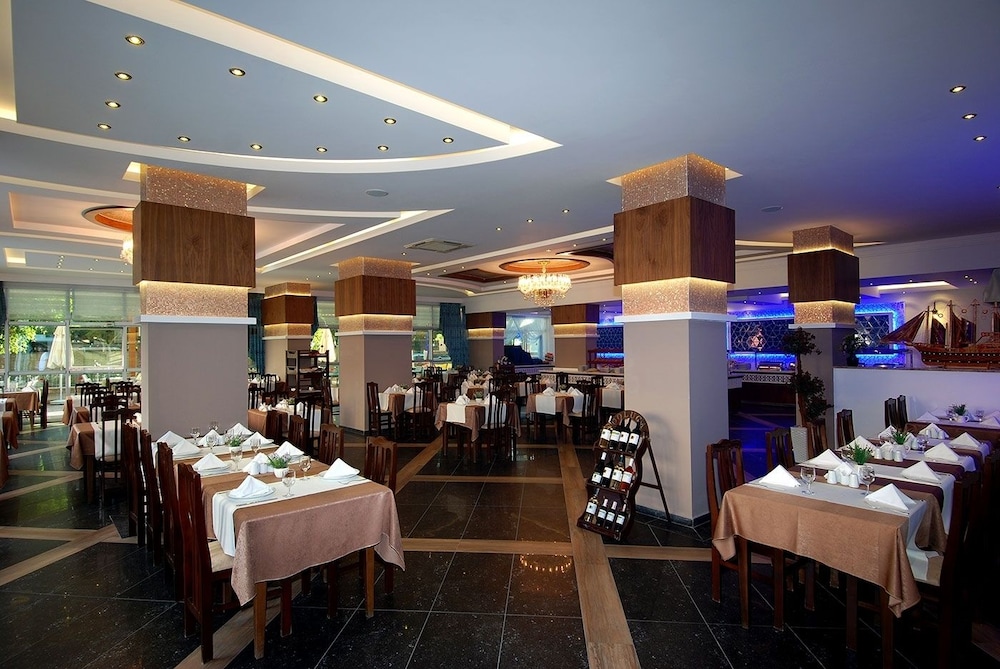 Hatipoglu Beach Hotel 44/66
