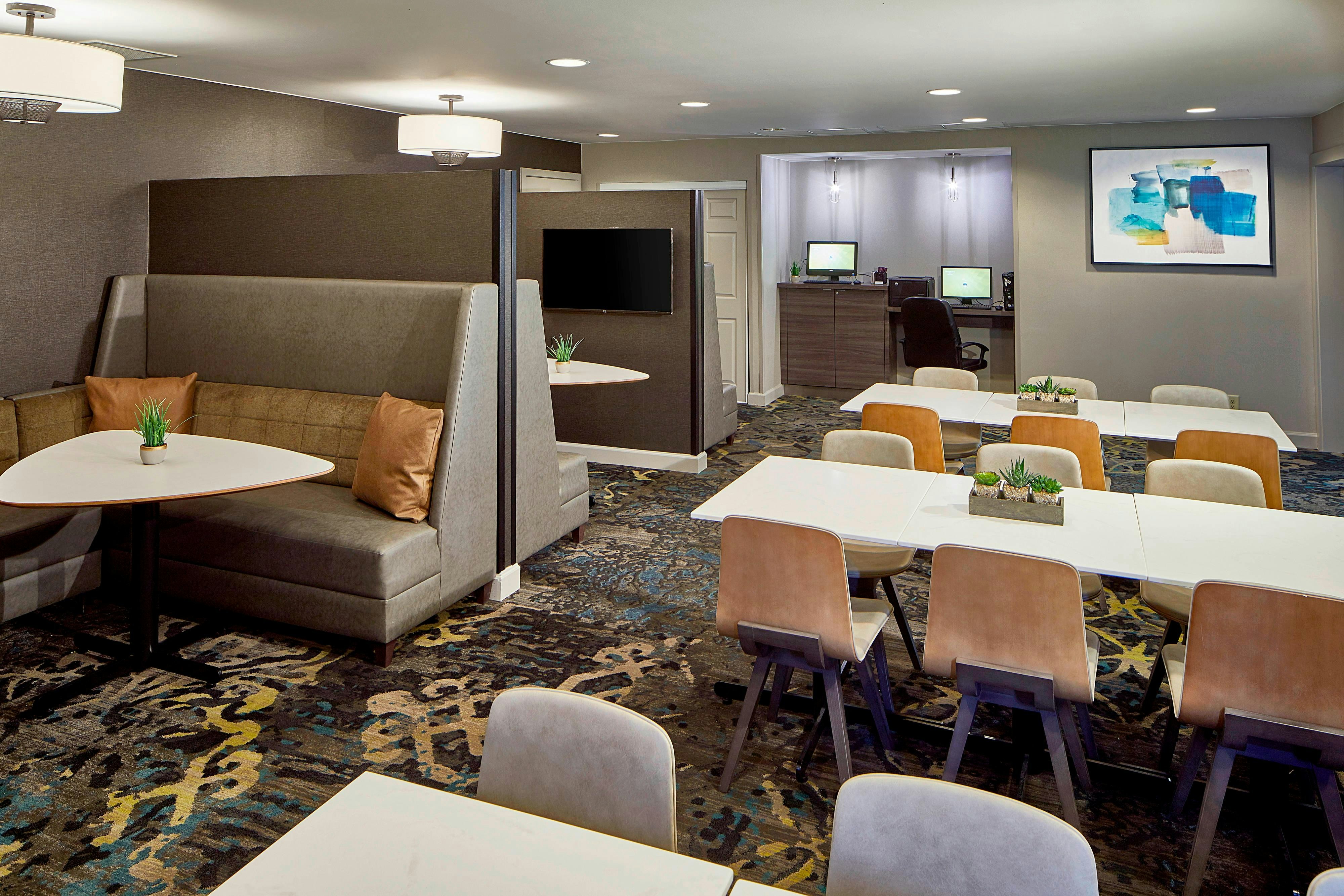 Residence Inn By Marriott Atlanta Airport North Virginia Ave 13/16