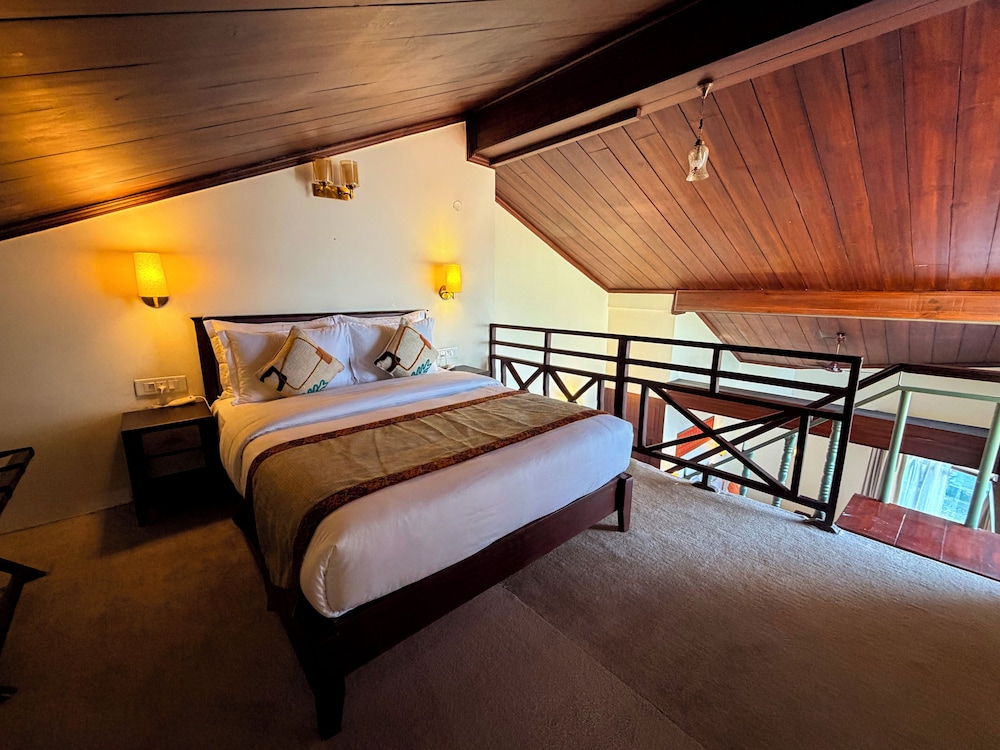 DUPLEX, FAMILY SUITE