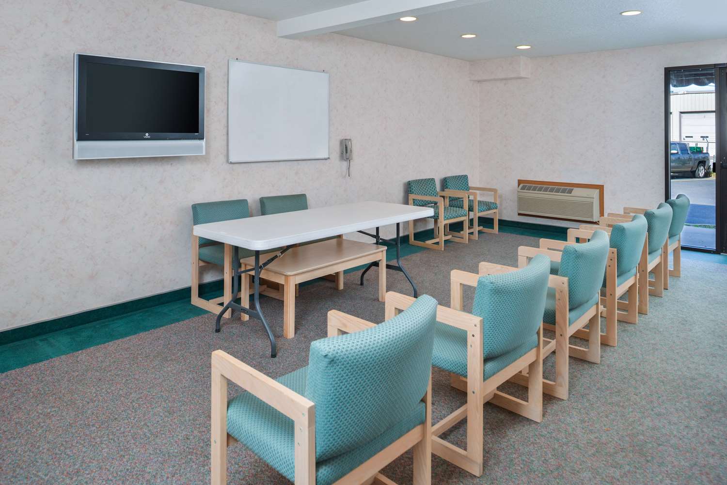Americas Best Value Inn Suites Bluffton 8/13