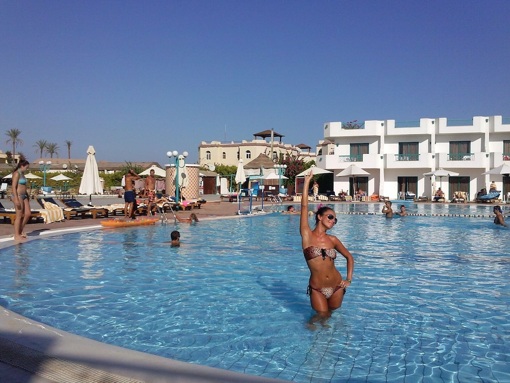 Sharm Cliff Resort 17/30