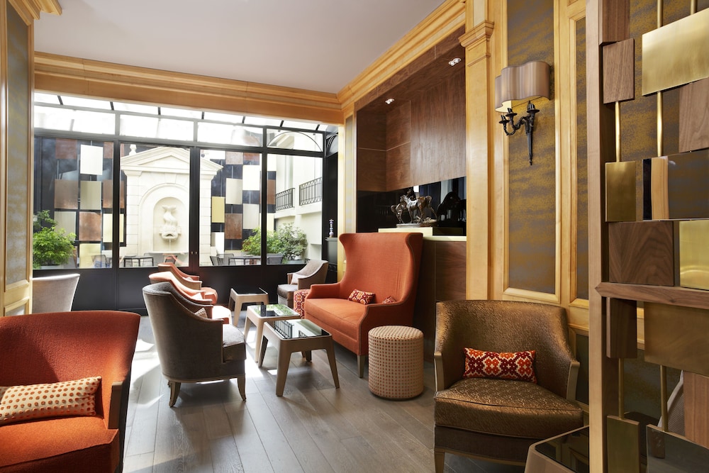 Hotel Rochester Champs-Elysees 42/68
