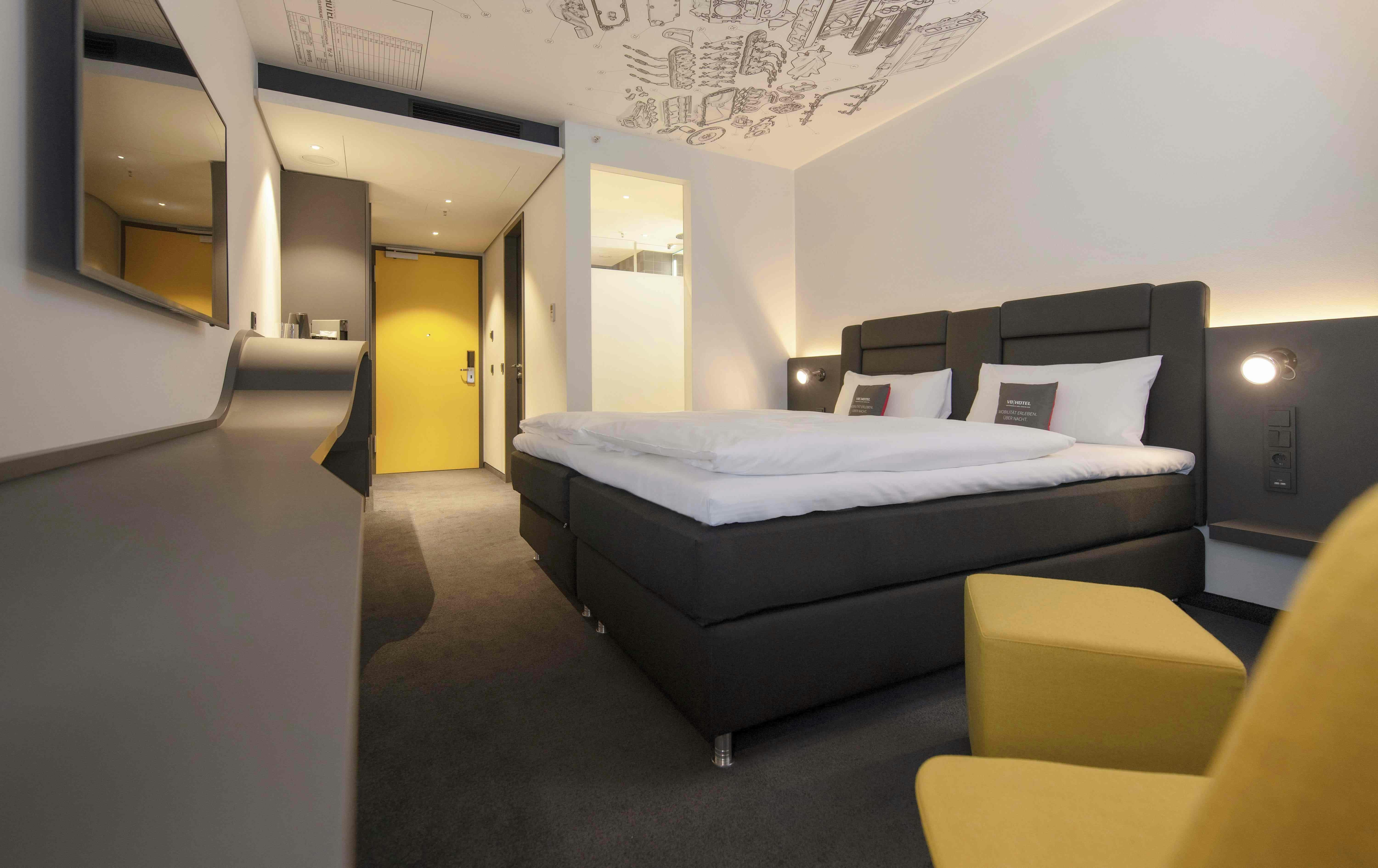 V8 Hotel Koln @ Motorworld 7/34