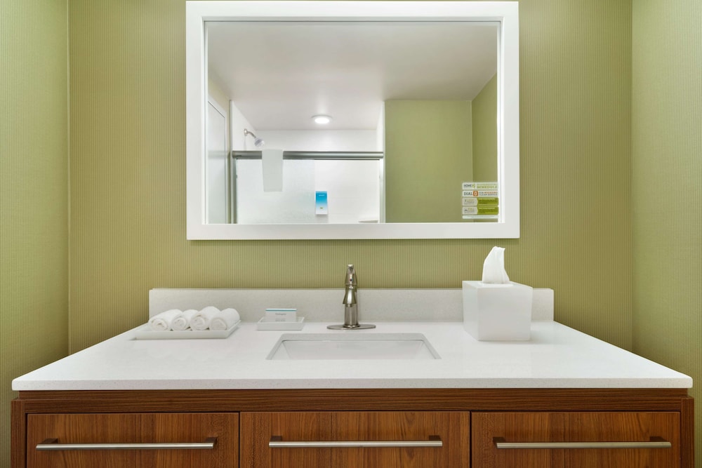 Home2 Suites By Hilton-Roanoke 17/52