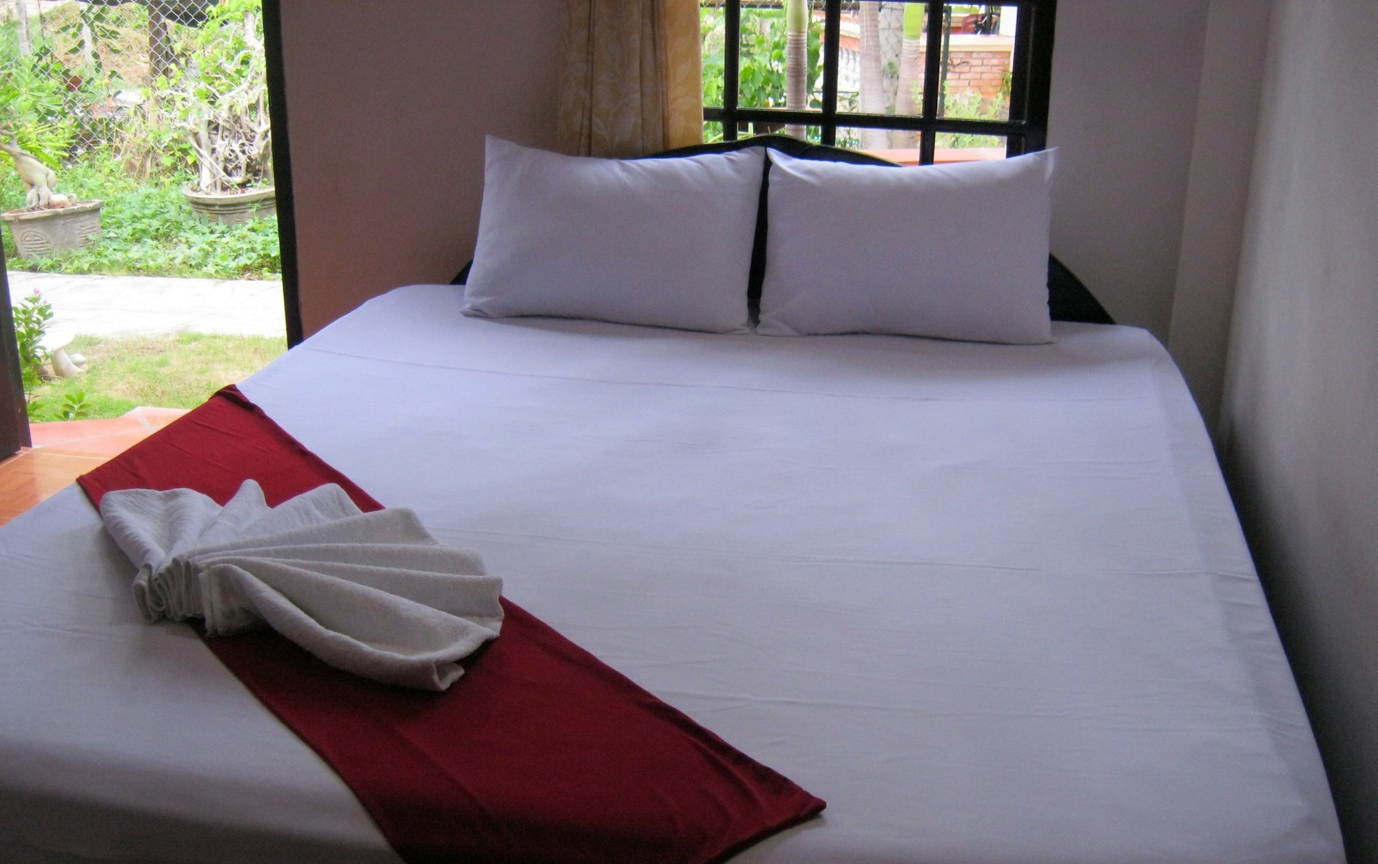 Room, Double Bed, with Fan