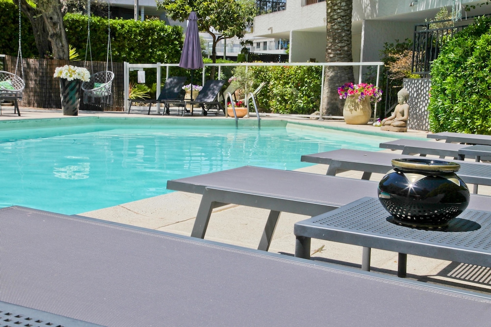 La Villa Cap D Antibes 50/77