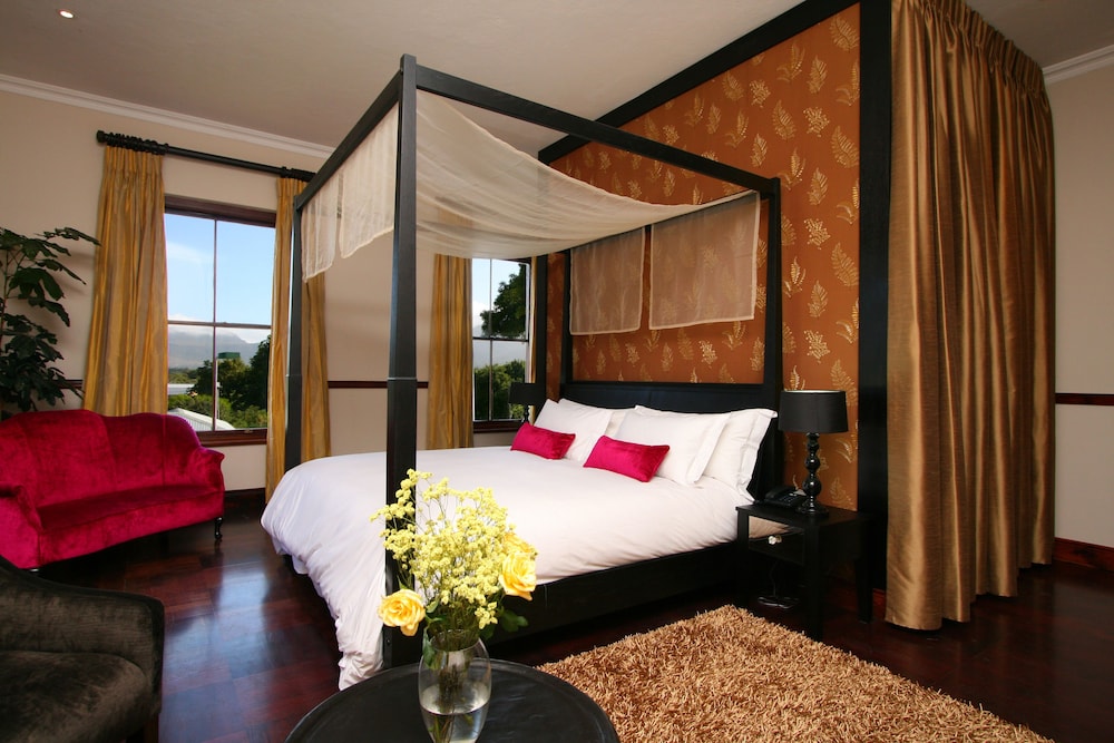 Nova Constantia Boutique Residence 26/70