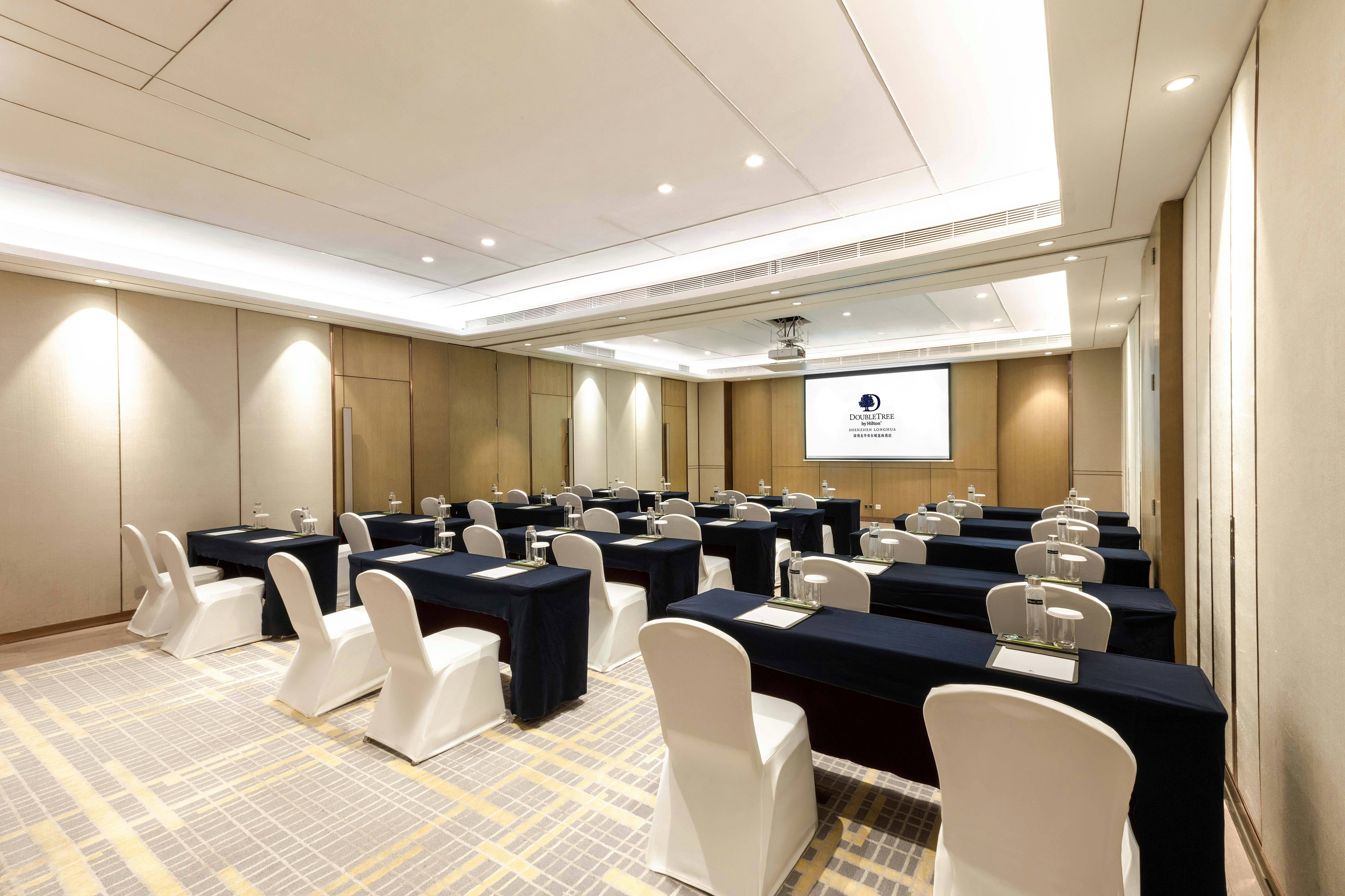 Doubletree By Hilton Shenzhen Longhua 62/76