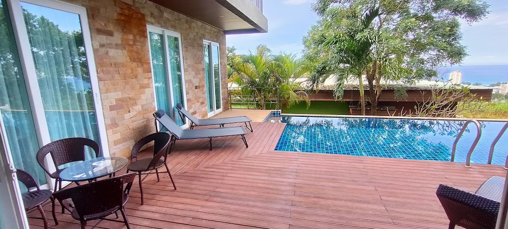 Phuket Jungle Experience Resort 12/35