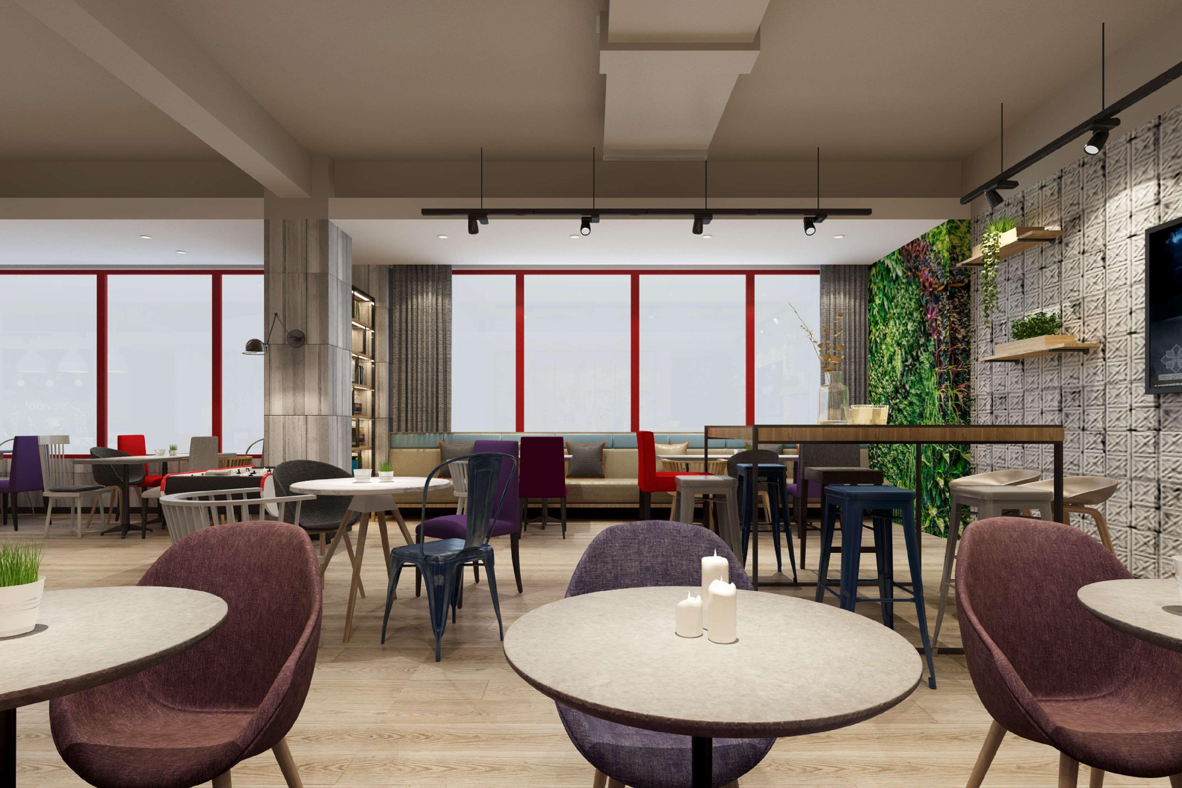 Campanile Hotel (Xi'an Bell & Drum Tower) 48/60