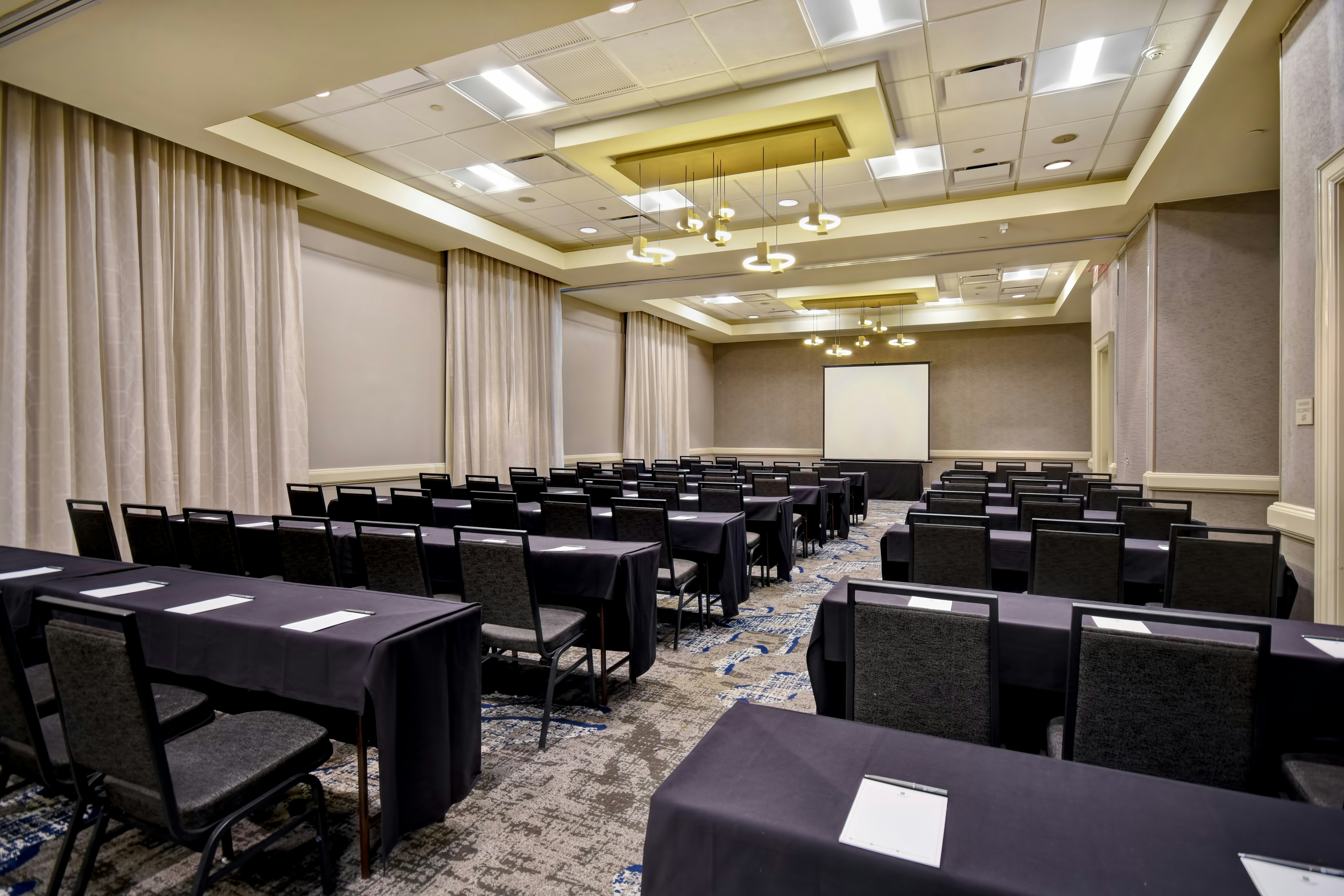 Embassy Suites by Hilton Montgomery Hotel & Conference Center 43/50