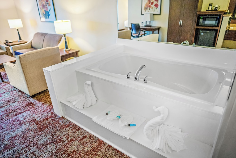 Crystal Inn Hotel & Suites Salt Lake City 63/65