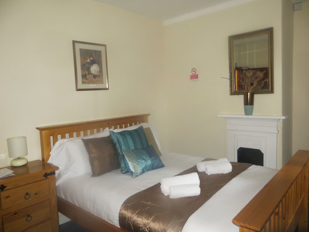 The George and Dragon Hotel 10/64