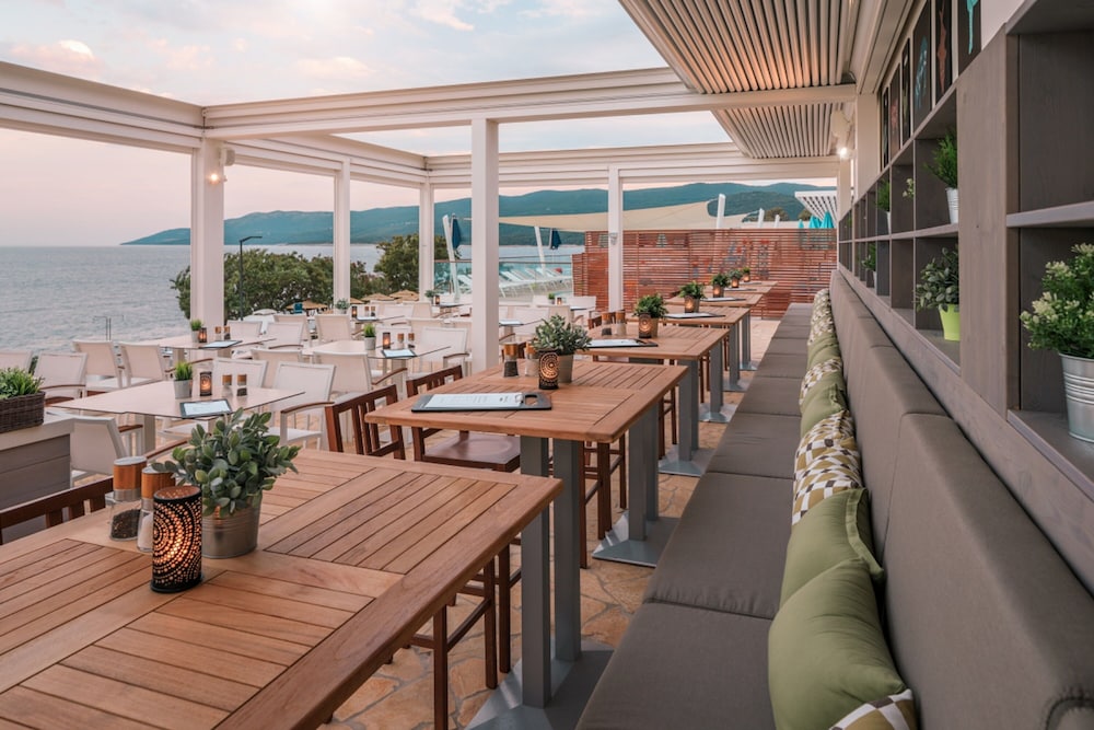 Valamar Bellevue Resort 33/56