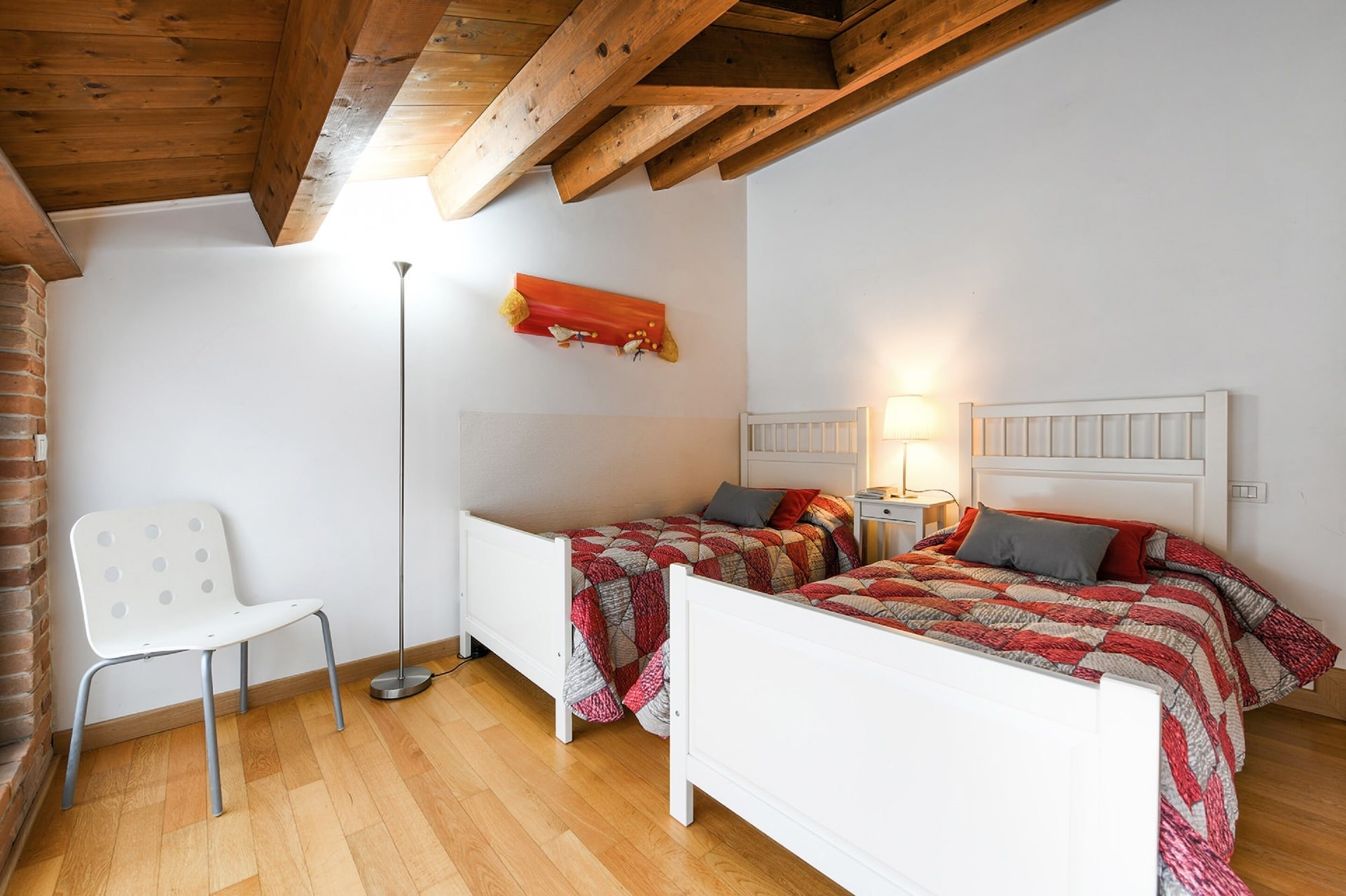 2 BEDROOMS, APARTMENT
