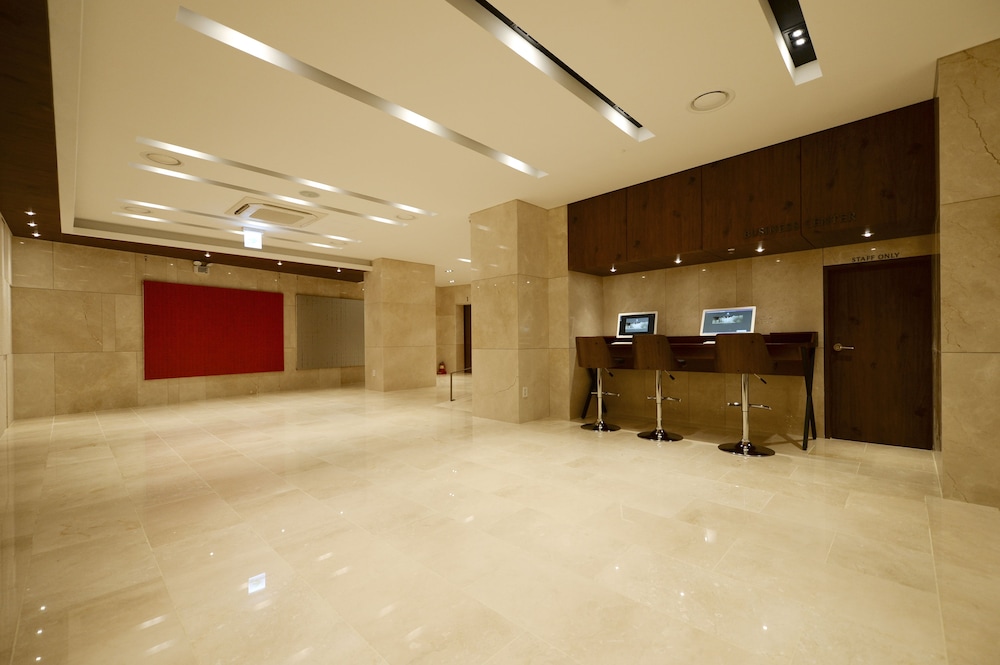 NEW ORIENTAL HOTEL 11/50
