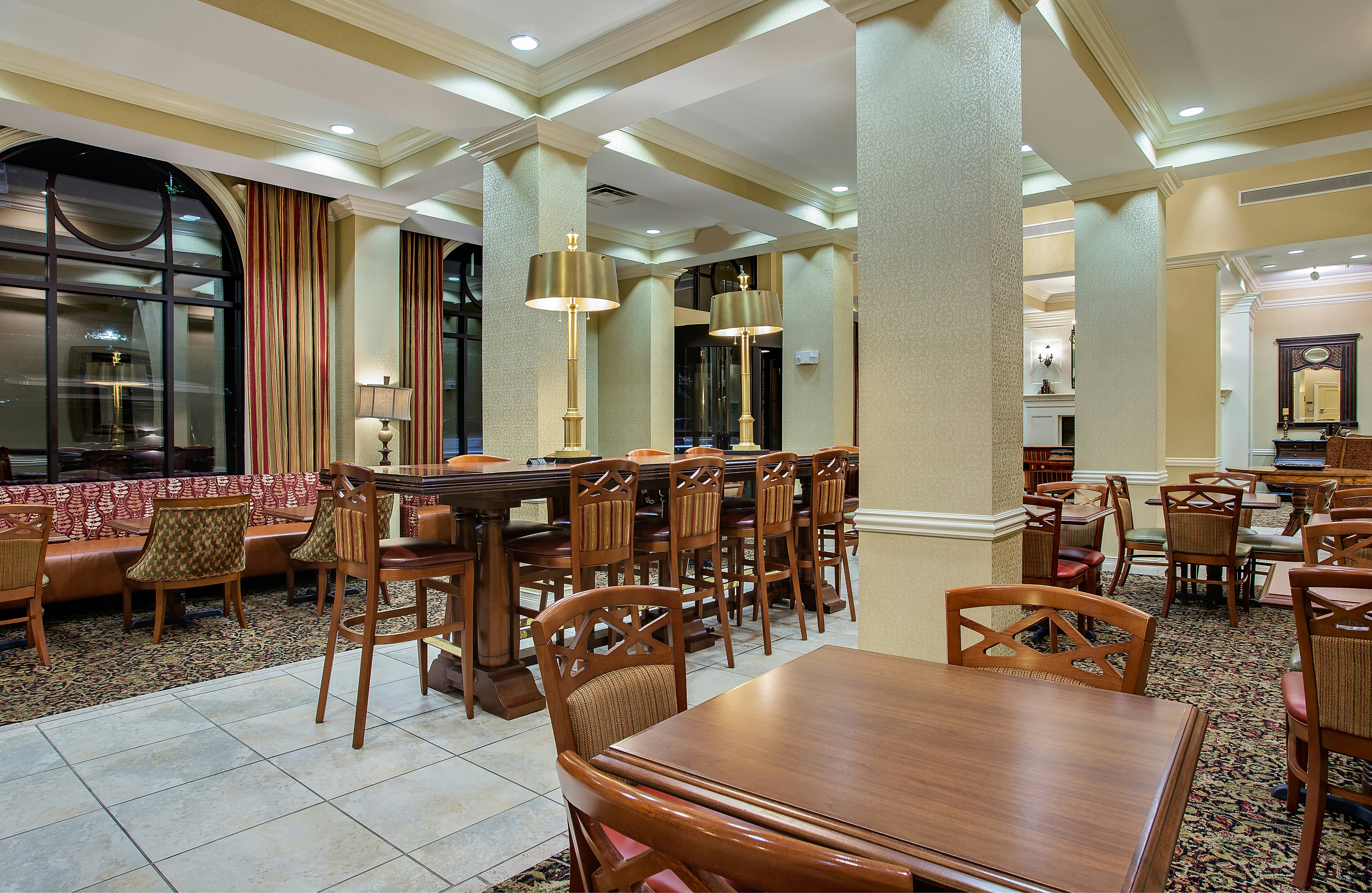 Hampton Inn Pikeville 59/76