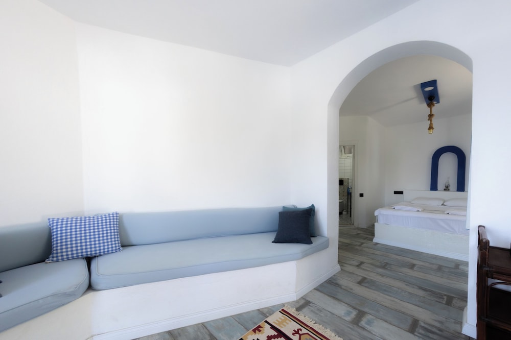 LAVANTA HOTEL TURUNC 56/73