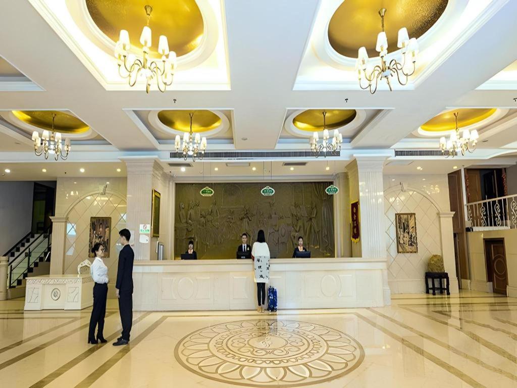 Vienna Hotel (Yangshuo Yinxiang) 11/56
