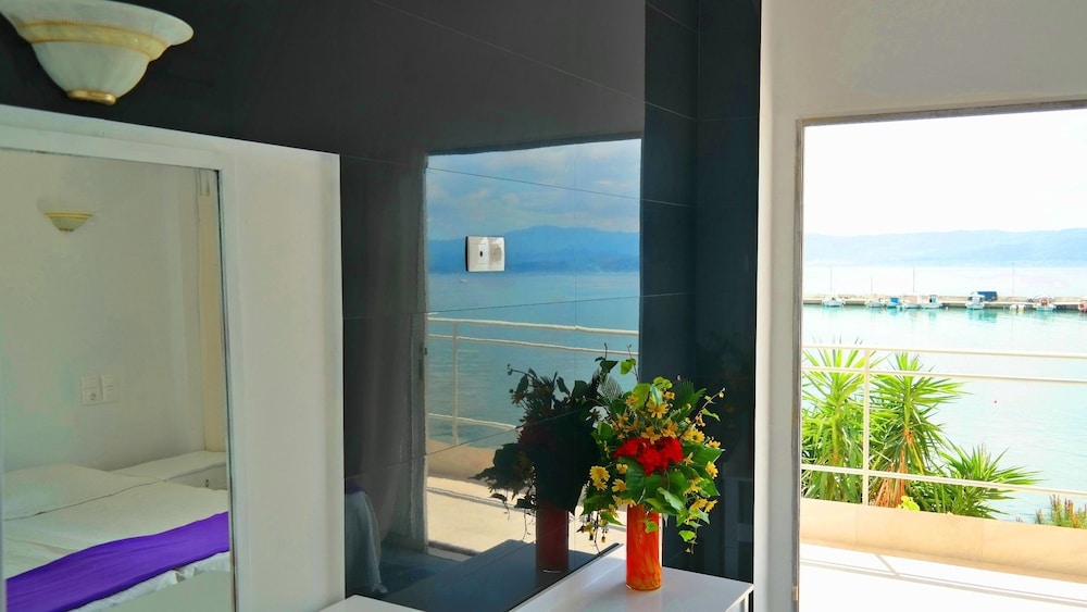 Porto Evia Mare Boutique Hotel 31/32