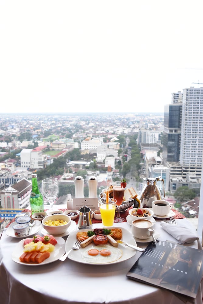 Jw Marriott Medan 45/56