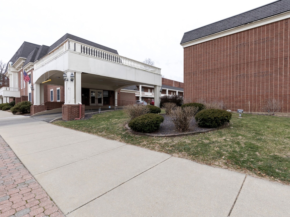 Americas Best Value Inn Springfield - Mansion View 41/47
