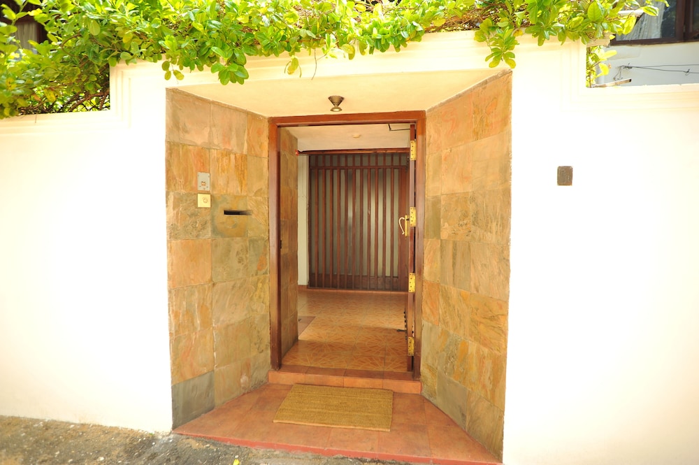 Colombo Villa At Cambridge Place 2/73