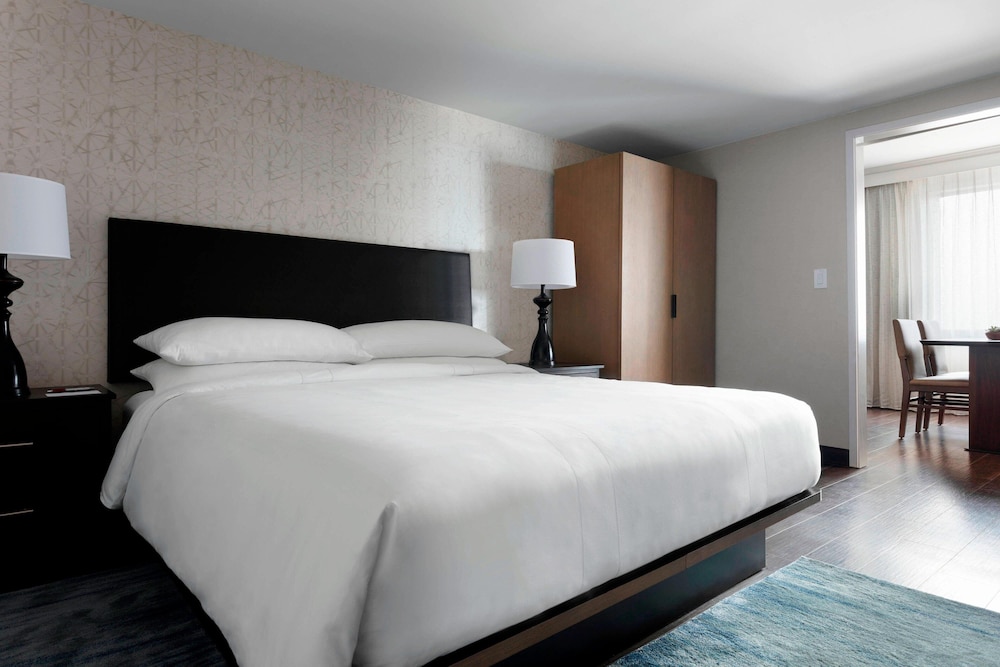 Des Moines Marriott Downtown 5/64