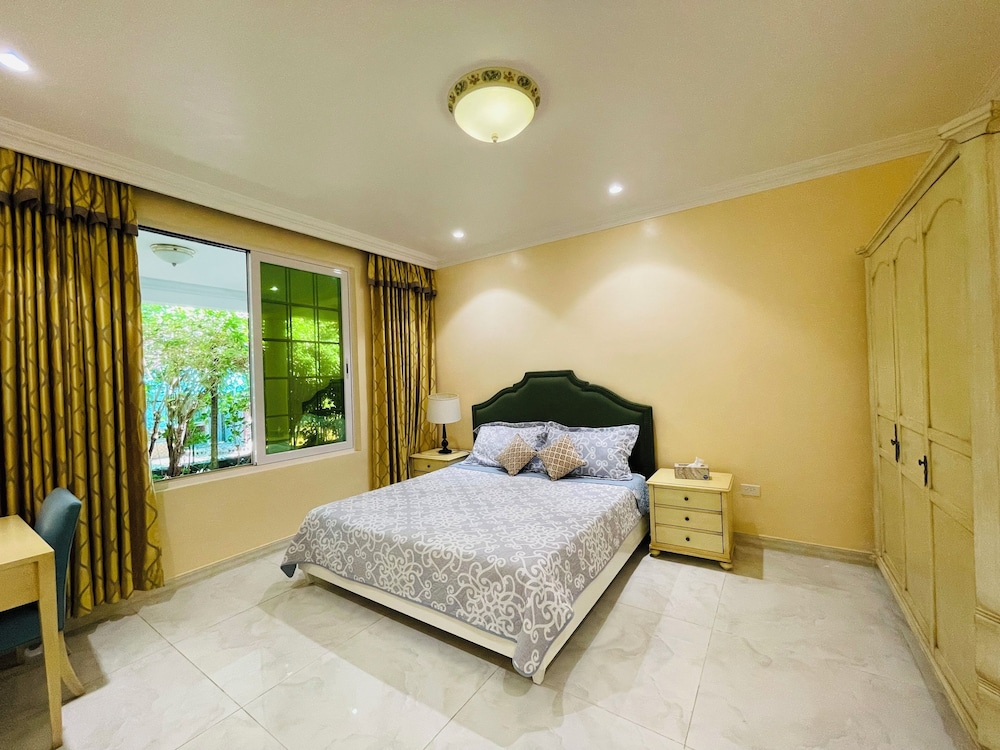 2 Bedrooms, Deluxe, House, 2 King Beds, Garden View